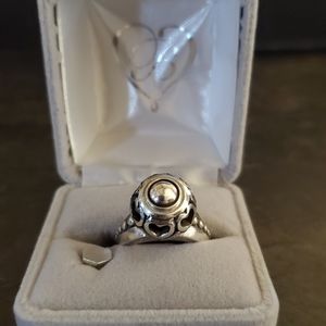 Rare/Retired Brighton Ring w/interchangeable